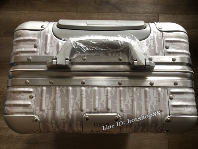 日默瓦RIMOWA首次與Dior合作款全鋁行李箱四輪拉杆箱 gdx1380